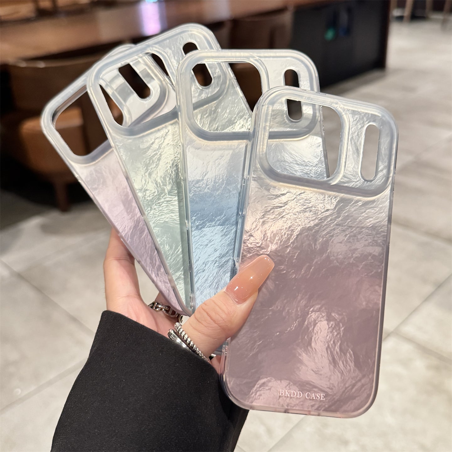Gradient, tinfoil, wrinkle, suitable for iPhone 17/16/15/14/13 cases